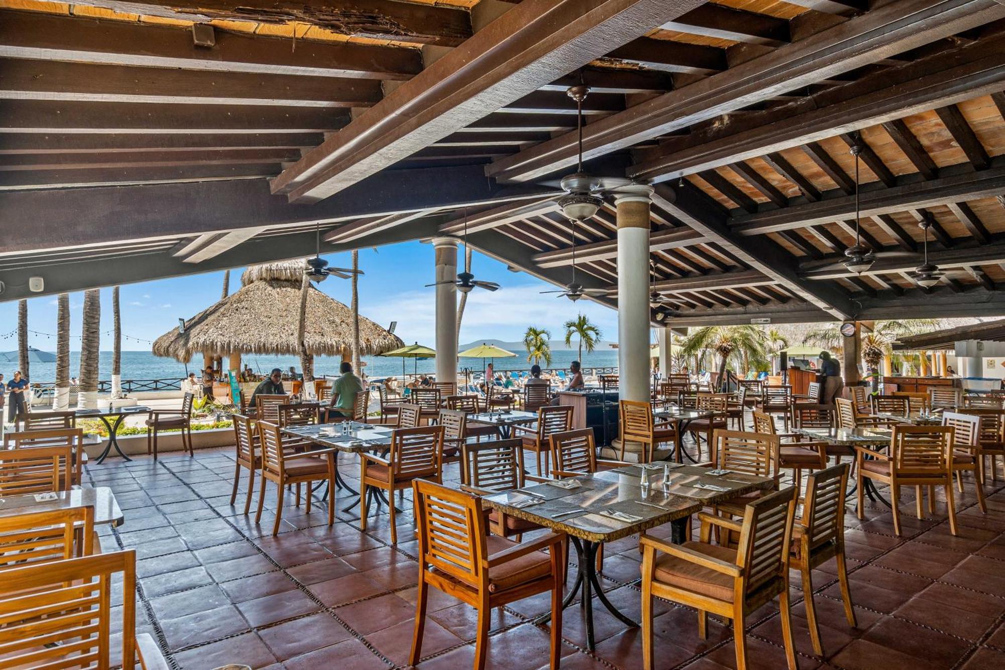 Costa Sur Resort & Spa Пуерто Валярта Екстериор снимка